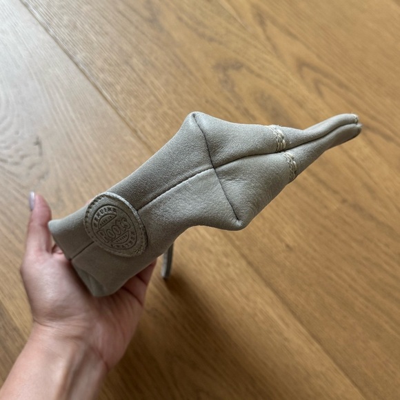 Roots Canada Small Leather Makeup Toiletry Pouch - Grey - Like New - Picture 8 of 10